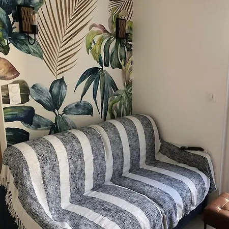 Nyaraló Maison De Avec Piscine , Dans